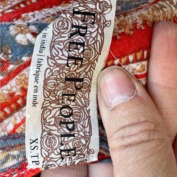 Free People Red Abstract Ethnic Tribal Pattern top braided lace straps Sz xs - Picture 6 of 6